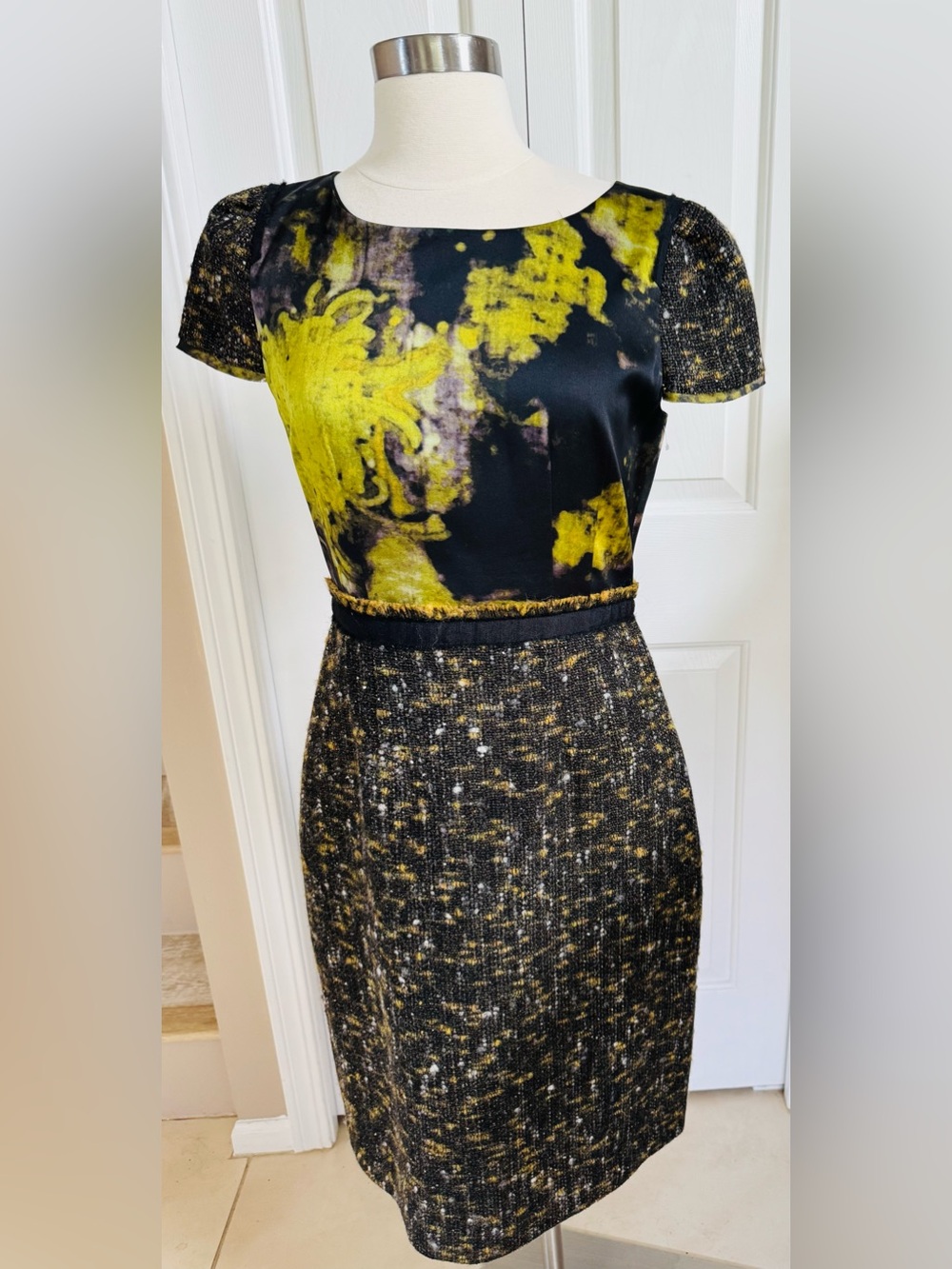 Elie Tahari Black and Yellow Tweed Pencil Skirt